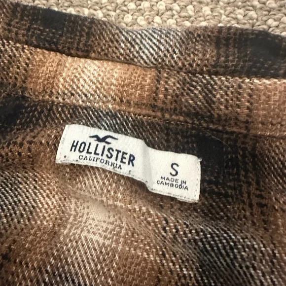 Hollister Flannel - Picture 2 of 3
